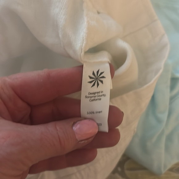 Athleta 100 % white  Linen Pants size 14 w/ front and back pocket’s,drawstring - Picture 7 of 7